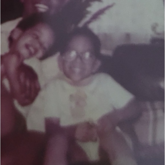 Meet your Puerto Rican Posher, Jaime ( Heeey!) - Picture 2 of 4